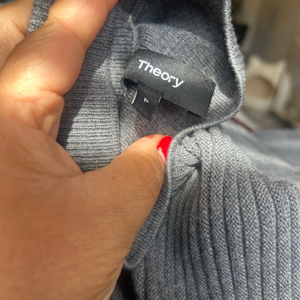 Gray Ribbed Women's Sweater - Picture 5 of 6